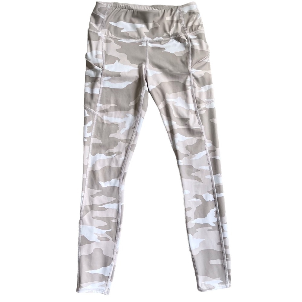 đť…şAthleta Contender Tight 7/8 Athletic Legging White Camo Print Size XS - Picture 2 of 13